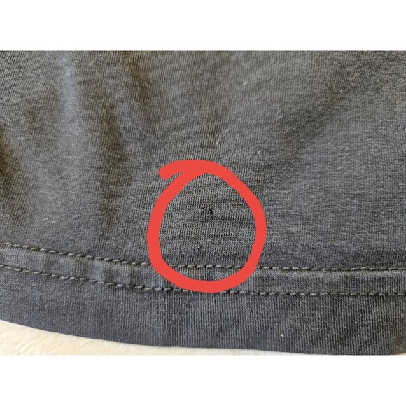 MEC women's Small basic black short sleeve v-neck tee t-shirt top - Picture 10 of 10